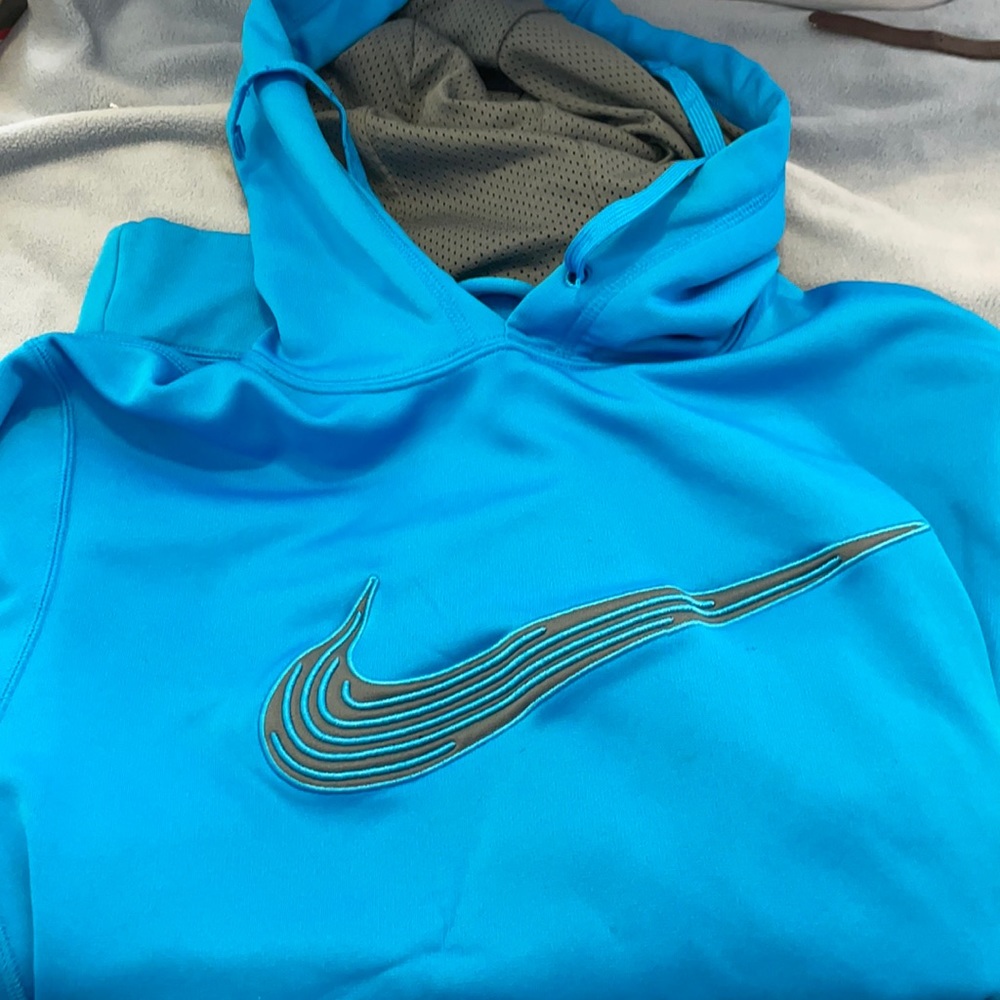 Men’s Nike Therma-fit Hoodie size Small